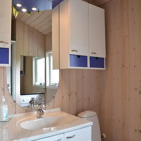 Feriehus Two-bedroom Holiday In Jagerspris Jægerspris